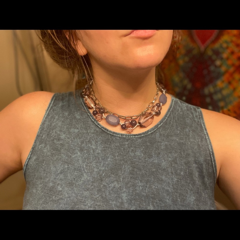 Ann Taylor Purple gemstone acrylic ribbon necklace